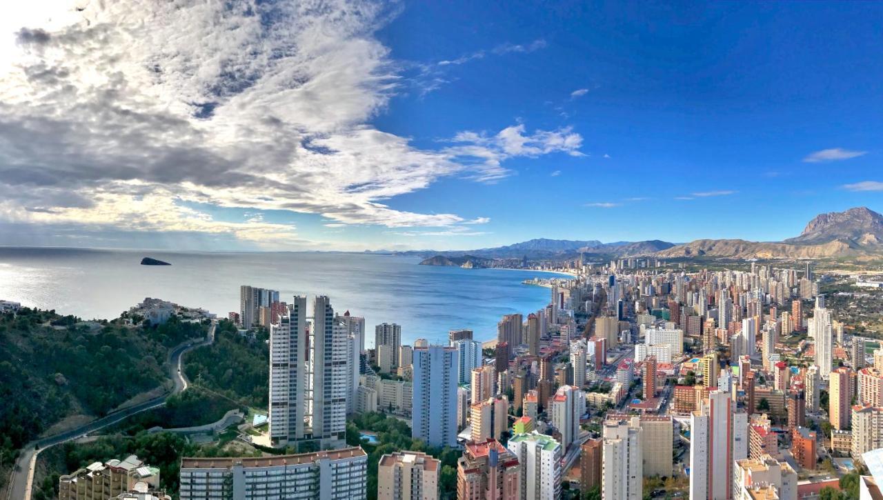 Benidorm High Rise Apartments - Sea Views - Torre Lugano Dış mekan fotoğraf