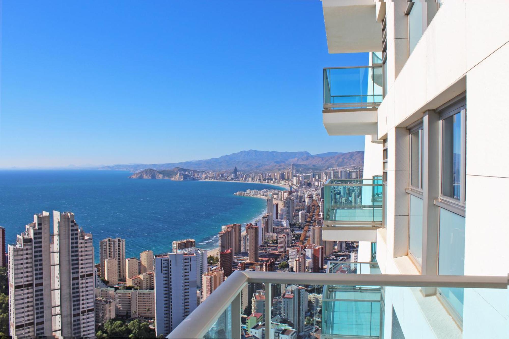 Benidorm High Rise Apartments - Sea Views - Torre Lugano Oda fotoğraf