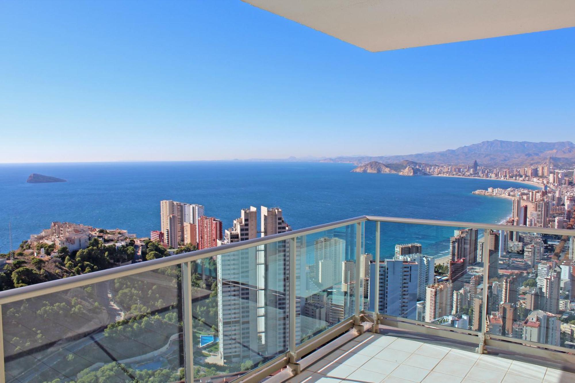 Benidorm High Rise Apartments - Sea Views - Torre Lugano Oda fotoğraf
