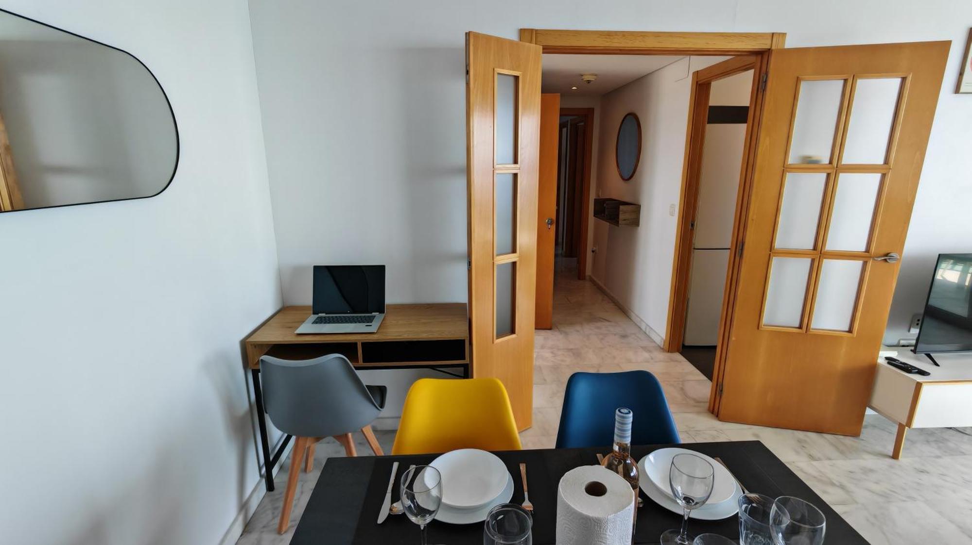 Benidorm High Rise Apartments - Sea Views - Torre Lugano Dış mekan fotoğraf