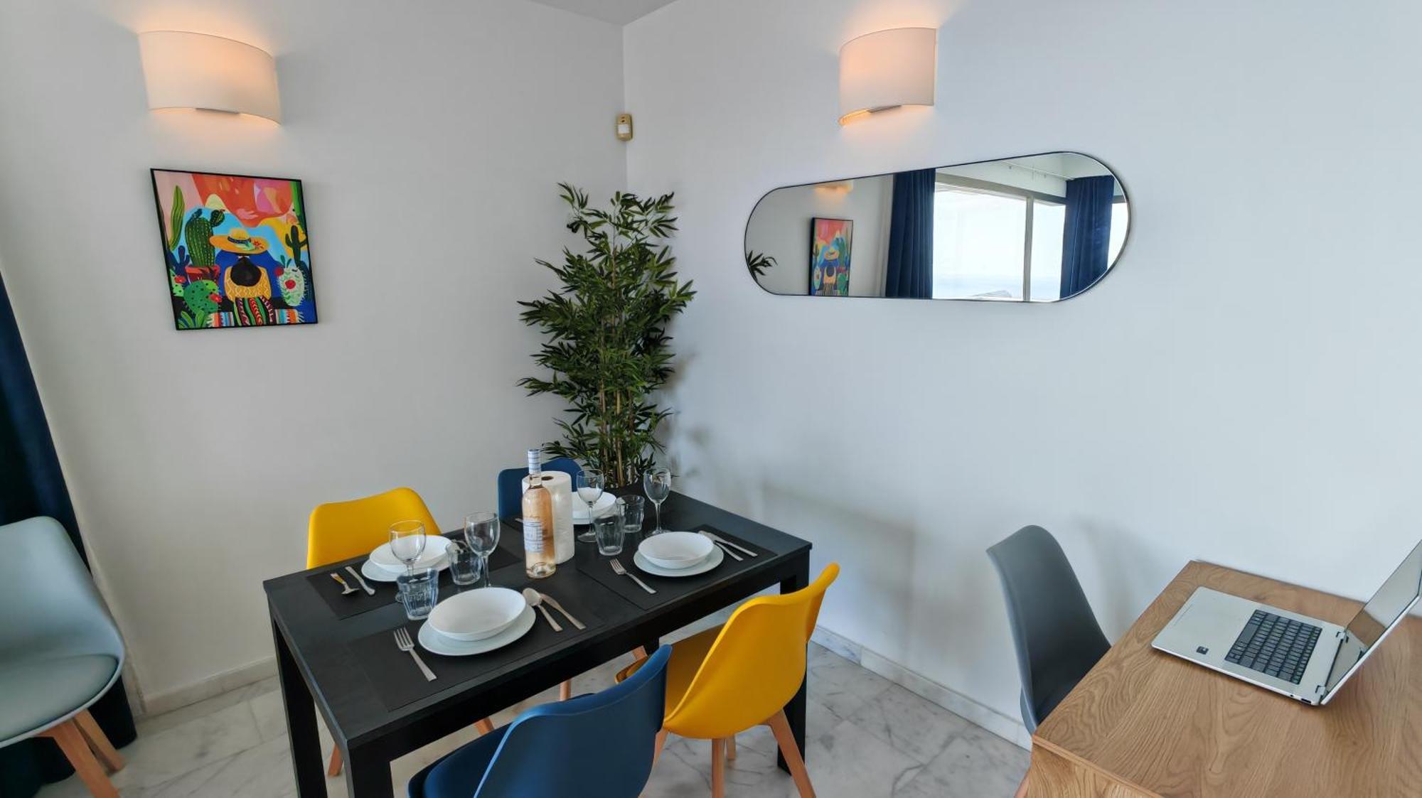 Benidorm High Rise Apartments - Sea Views - Torre Lugano Dış mekan fotoğraf