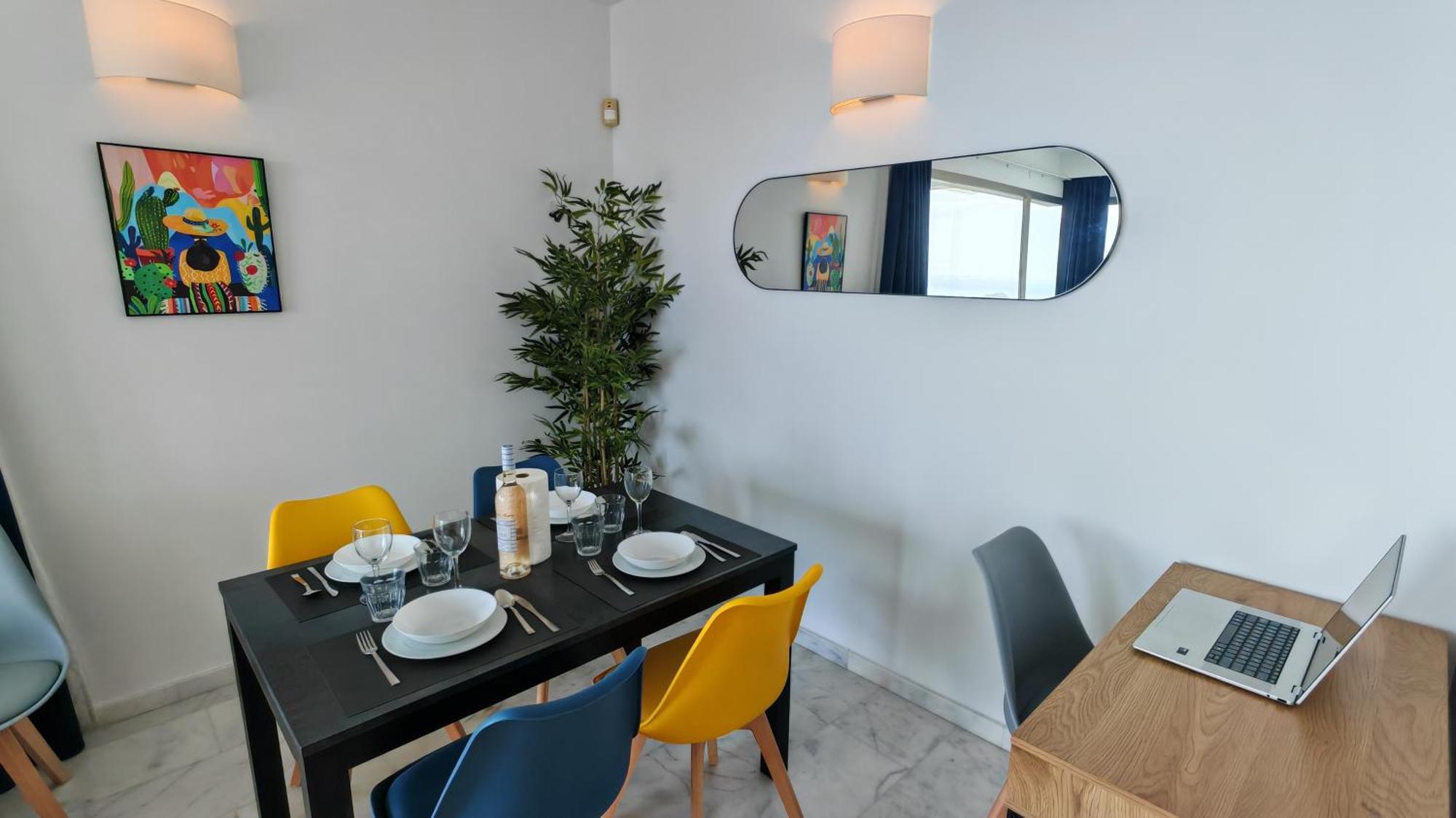 Benidorm High Rise Apartments - Sea Views - Torre Lugano Dış mekan fotoğraf